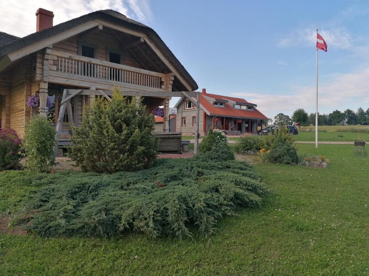 Guest House Unguri Stalbe Εξωτερικό φωτογραφία